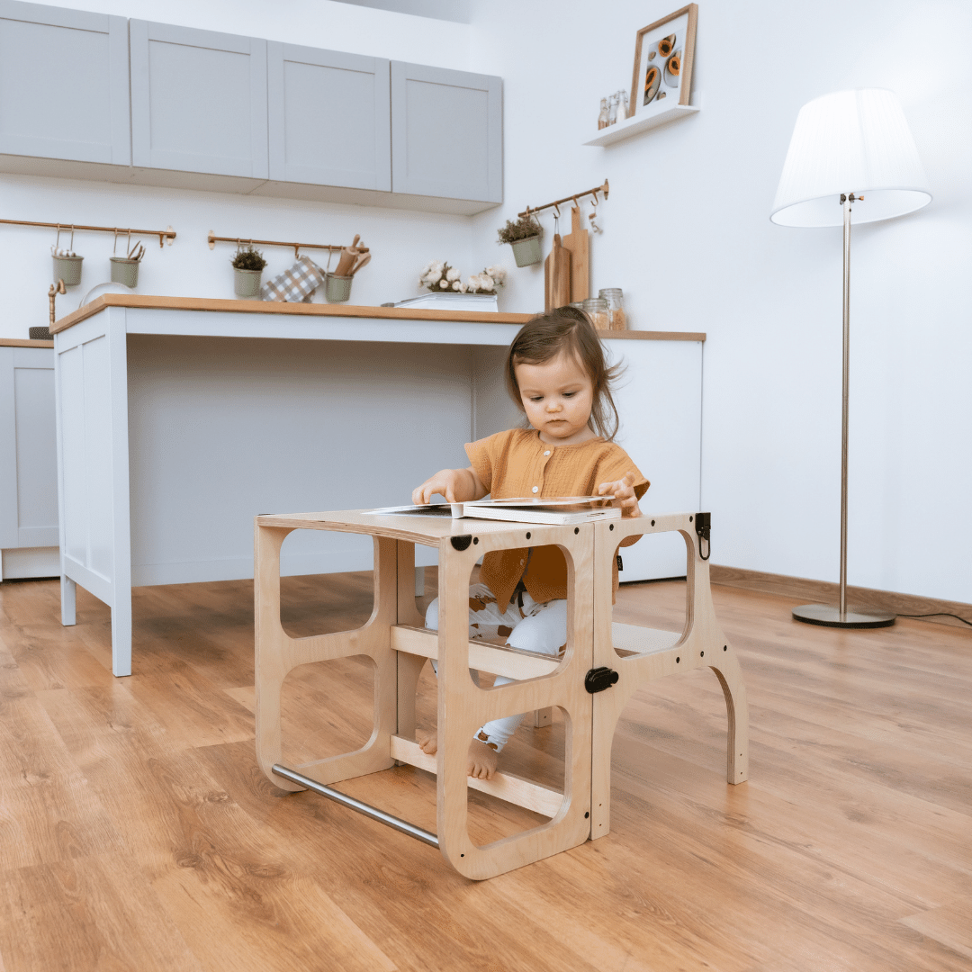Omvandlingsbart lärandetorn i björkplywood – STEP’n’SIT Natural