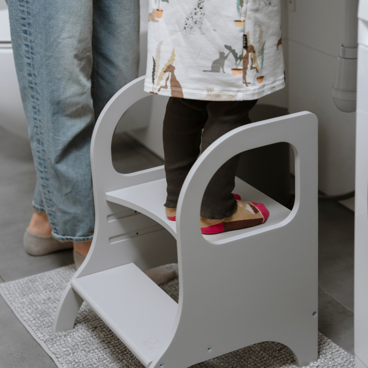 MIIMO® höjdjusterbar barnpall i grå från Ette Tete
