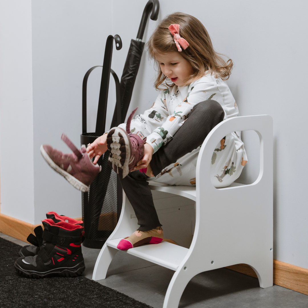 MIIMO® höjdjusterbar barnpall i vit från Ette Tete