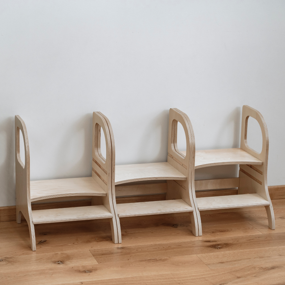 MIIMO® höjdjusterbar barnpall i naturfärgad björkplywood från Ette Tete