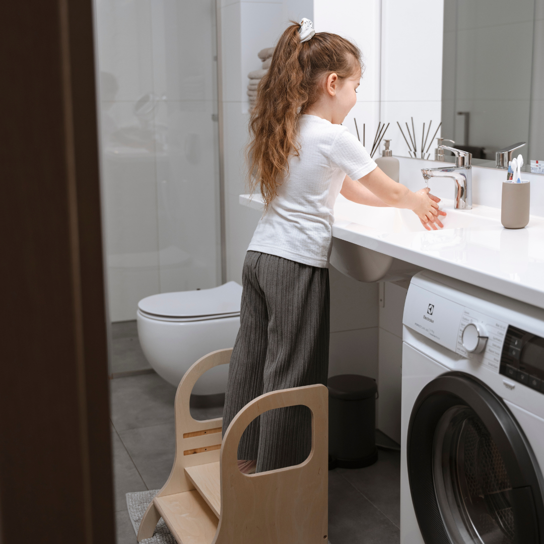 MIIMO® höjdjusterbar barnpall i vit från Ette Tete