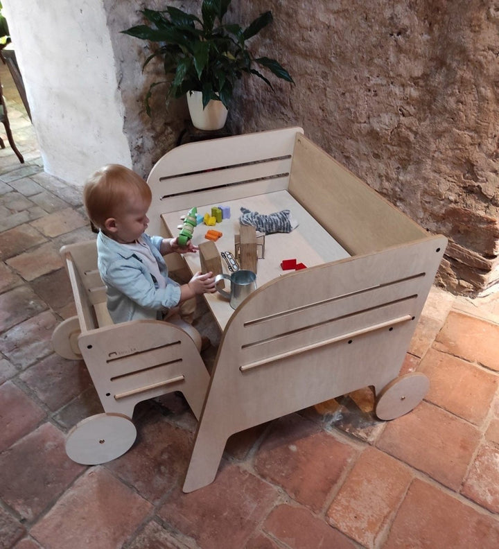 Bord och stol i Montessori stil - Wagon Wheel - Rootly - Montessori möbler