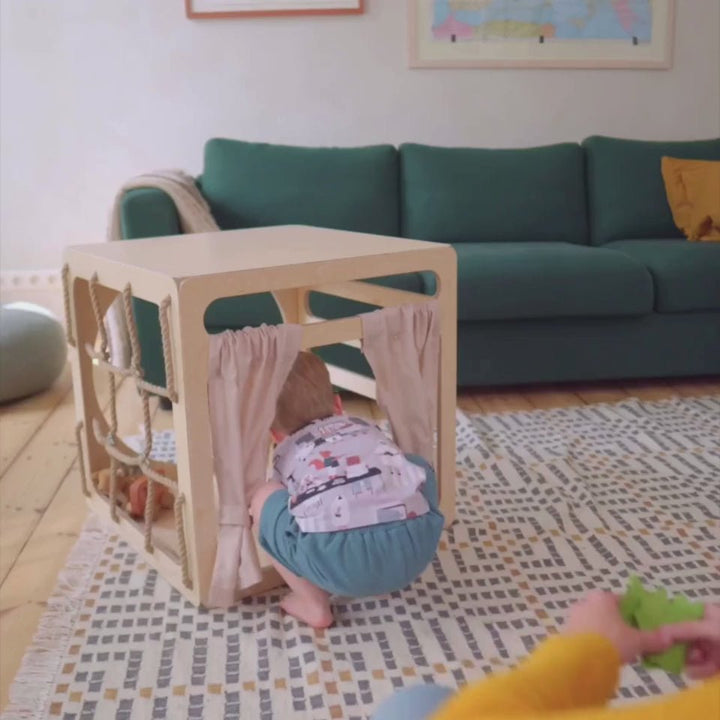 CUBITRI® klätterkub för lek med träfönster - Rootly - Klätterställningar