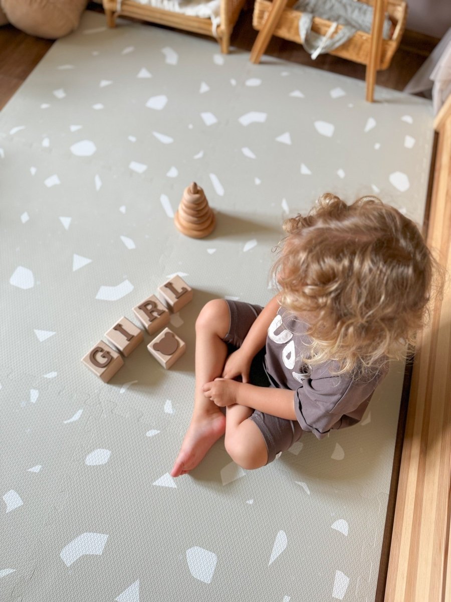 Giftfri Lekmatta Av Skumgummi - Terrazzo Dove - Rootly - Bebis