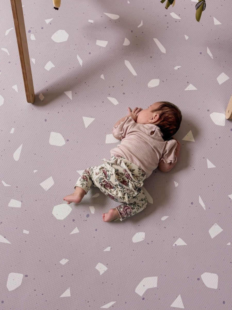 Giftfri Lekmatta Av Skumgummi - Terrazzo Lavender - Rootly - Bebis