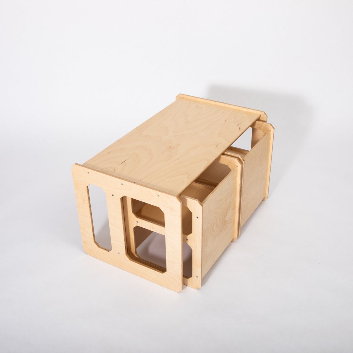 Handgjord Montessori Avvänjningsbord Med 2 Stolar - Rootly - Montessori möbler