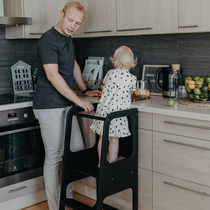 Handgjord Montessori Hjälpa - Till - Torn I Olika Färger Med Griffeltavla - Rootly - Stegpallar
