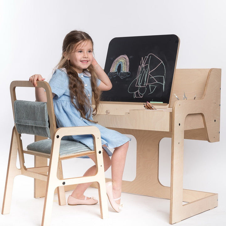 Justerbart och multifunktionellt bord och stol set för barn i Montessori stil - Mint grön - Rootly - Montessori möbler