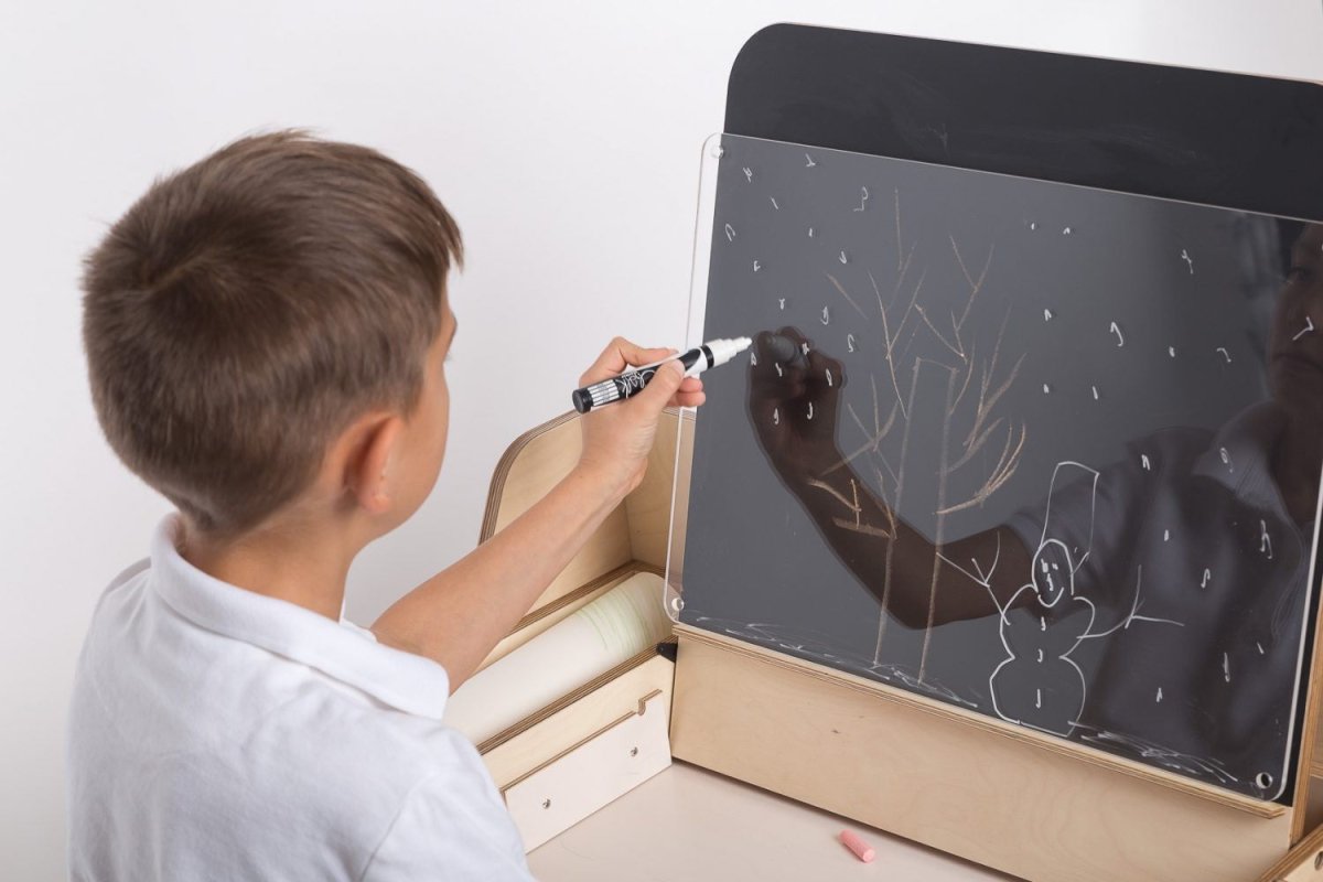 Justerbart och Multifunktionellt Bord och Stol Set För Barn i Montessori Stil - Rosa - Rootly - Montessori möbler