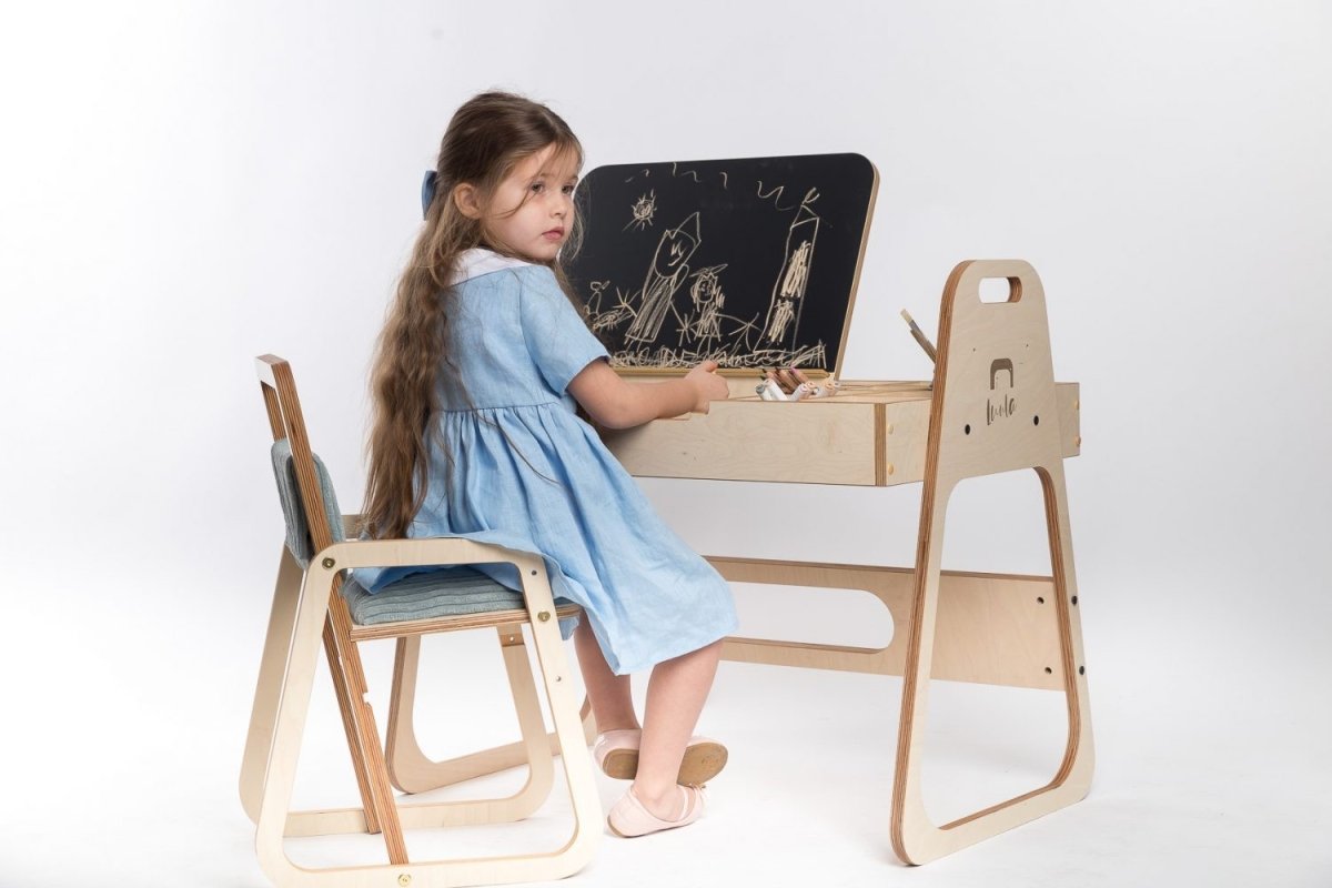 Kreativt bord för barn i Montessori stil - Rootly - Montessori möbler