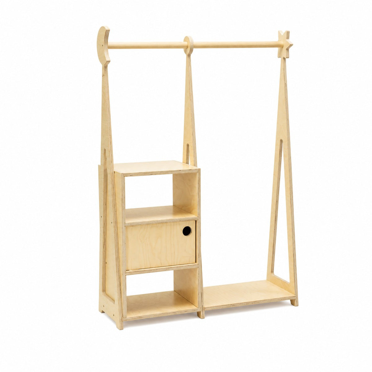 Montessori-garderob i naturfärgad björkplywood från leg&go
