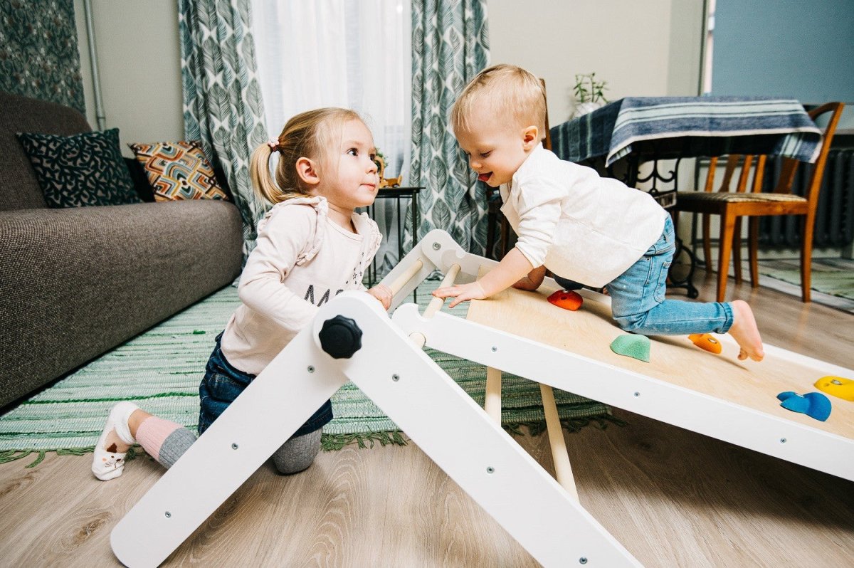 Liten pikler triangel med två sektioner - Rootly - Klätterställningar