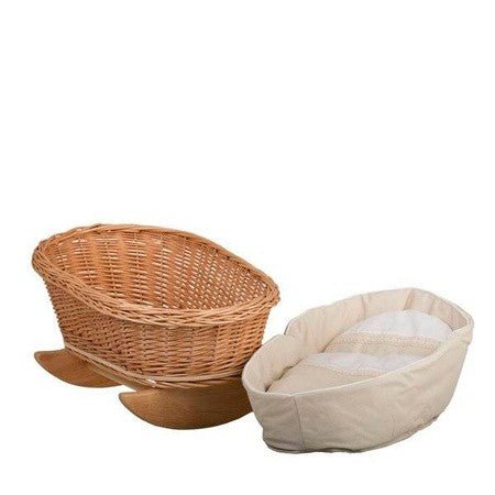 Mimi gungande dockvagga i rotting – naturfärgad med beige bäddset - Rootly - Träleksaker