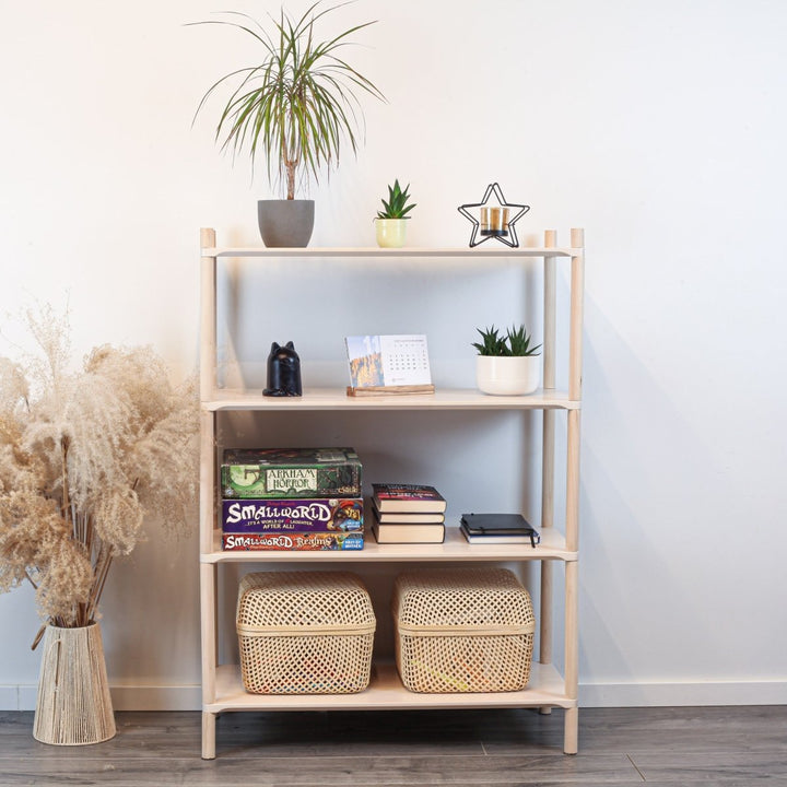Montessori inspirerad hylla i trä, medium - 4 hyllplan - Rootly - Montessori möbler