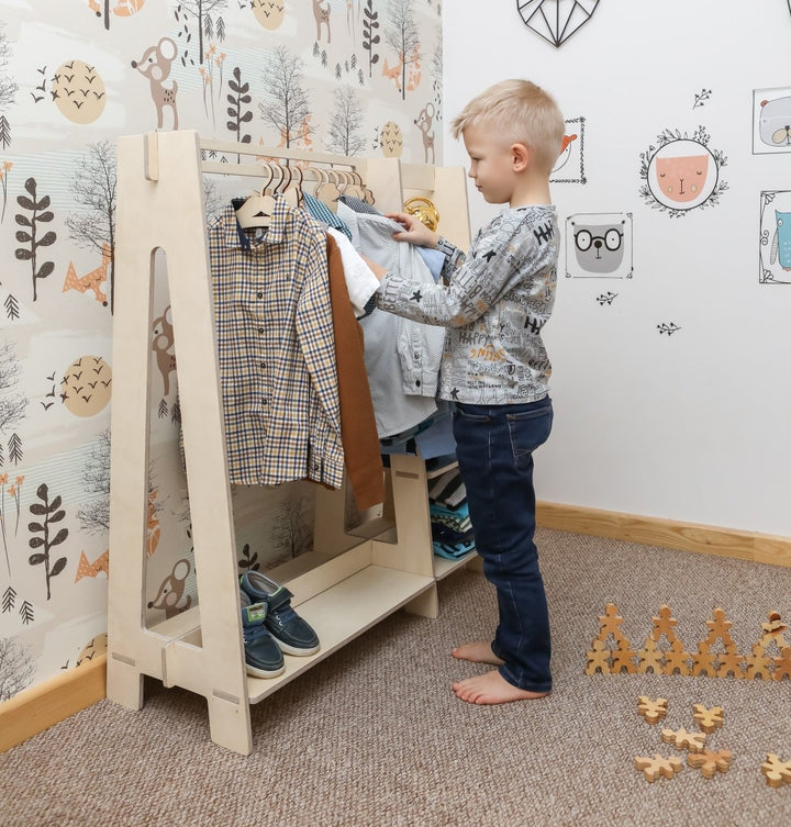 Montessori Inspirerad Klädställning Med Hyllor För Barn - Rootly - Montessori möbler