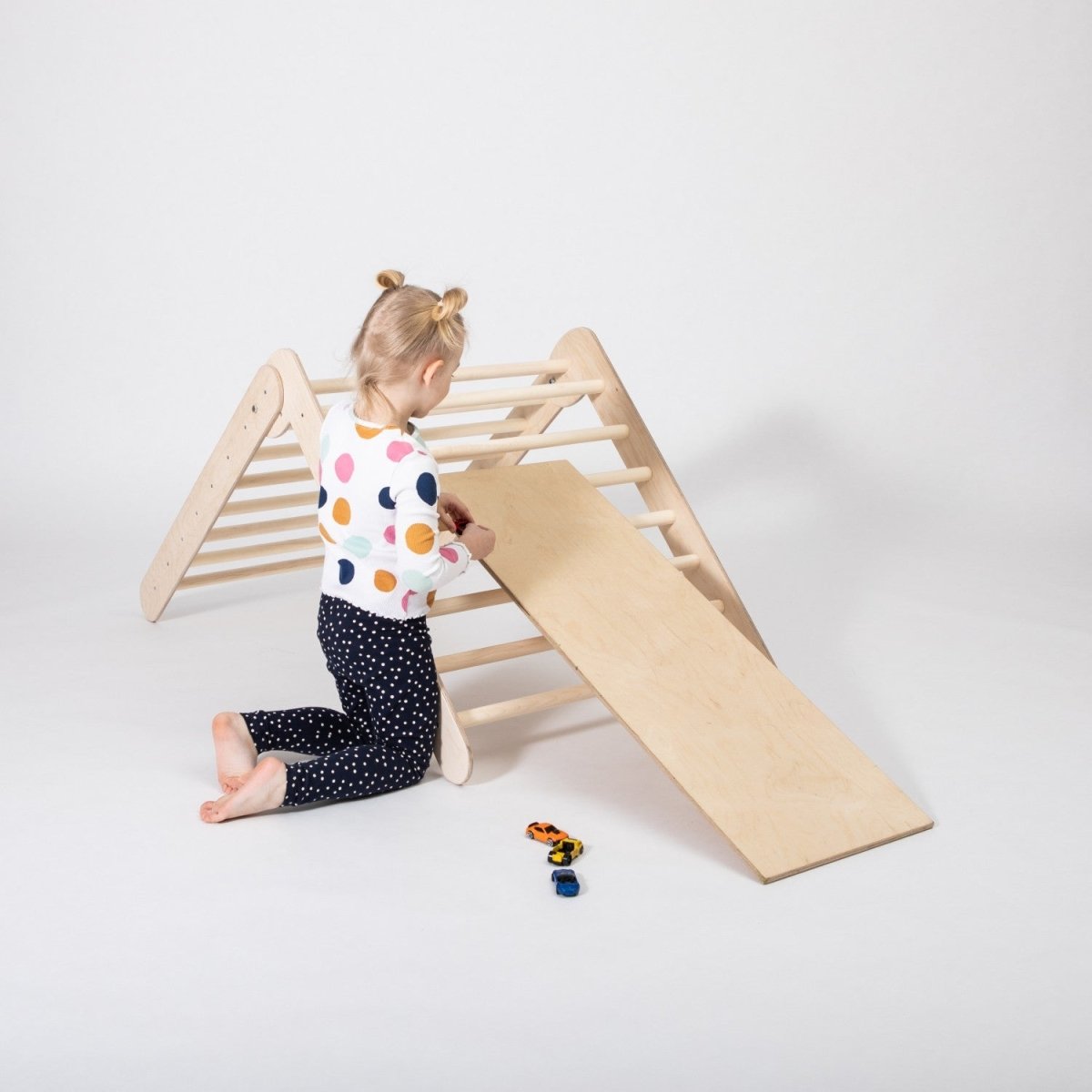 Montessori Klättertriangel Med Ramp - Rootly - 