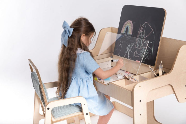 Multisensoriskt och kreativt bord för barn i Montessori stil - Rootly - Montessori möbler