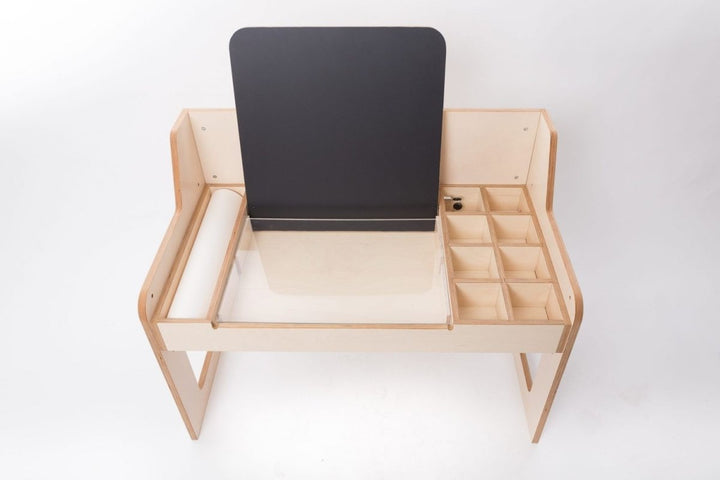 Multisensoriskt och kreativt bord för barn i Montessori stil - Rootly - Montessori möbler