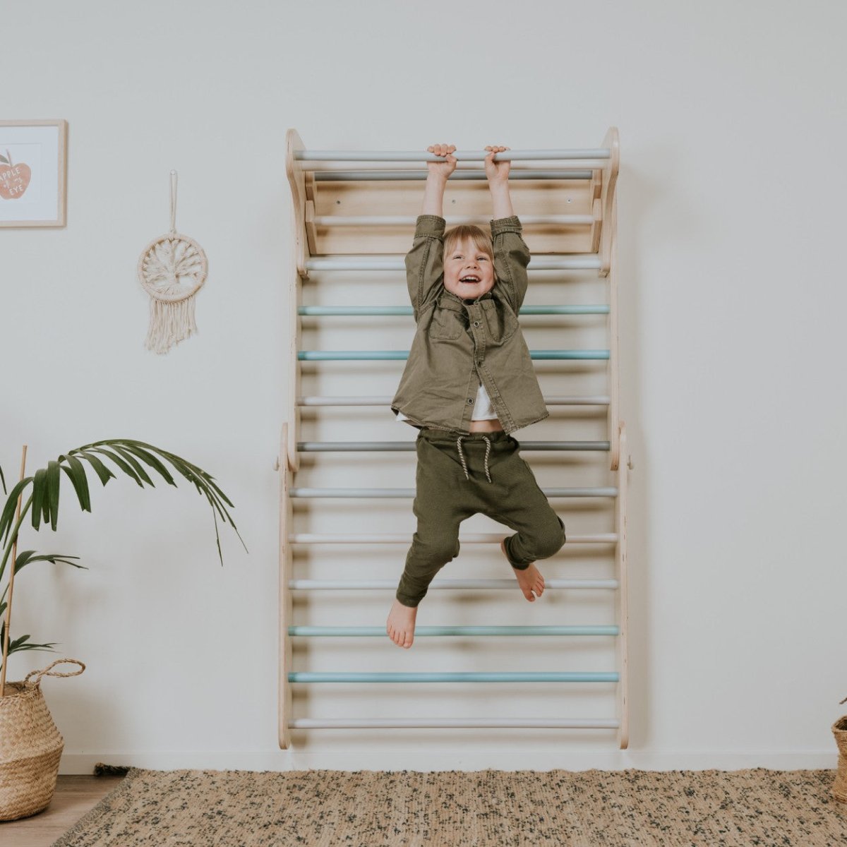 Pastellfärgad Ribbstol och Pikler Triangel - Rootly-Pikler Trianglar