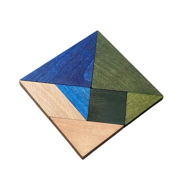 Tangram Pussel i Trä – Kalla Färger - Rootly - Träleksaker